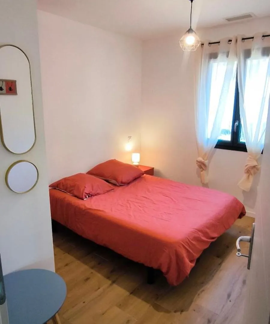 Villa Familiale Luberon 3Ch Calme Jardin Parking Saignon 0*,  France